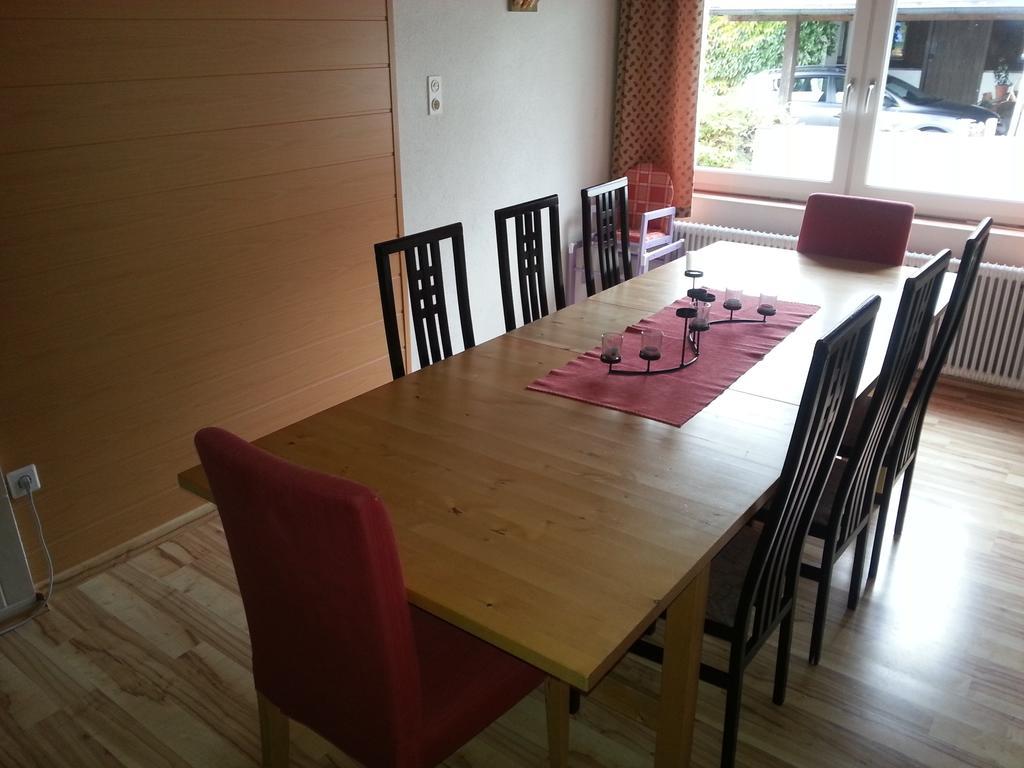 ヴェンスHaus Alpenblickアパートメント 部屋 写真